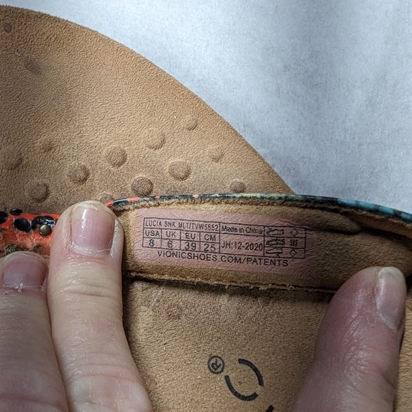 Vionic Lucia Multi Color Snake jeweled sandal - Picture 4 of 6